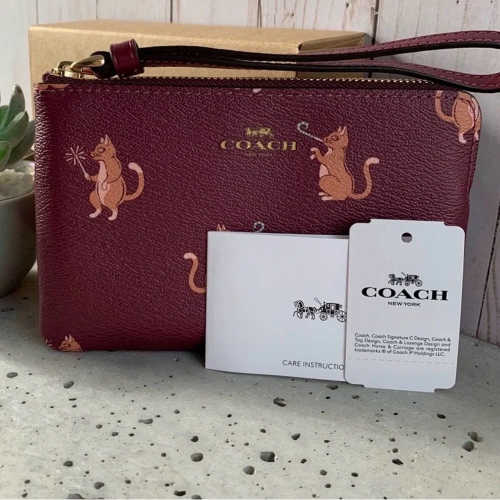 Coach Maroon Playful Kitty Wristlet NWT - Picture 3 of 3